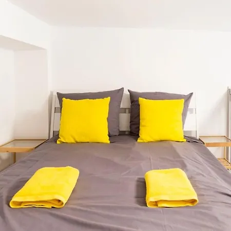 Spacious Loft Style In Wilmersdorf ברלין